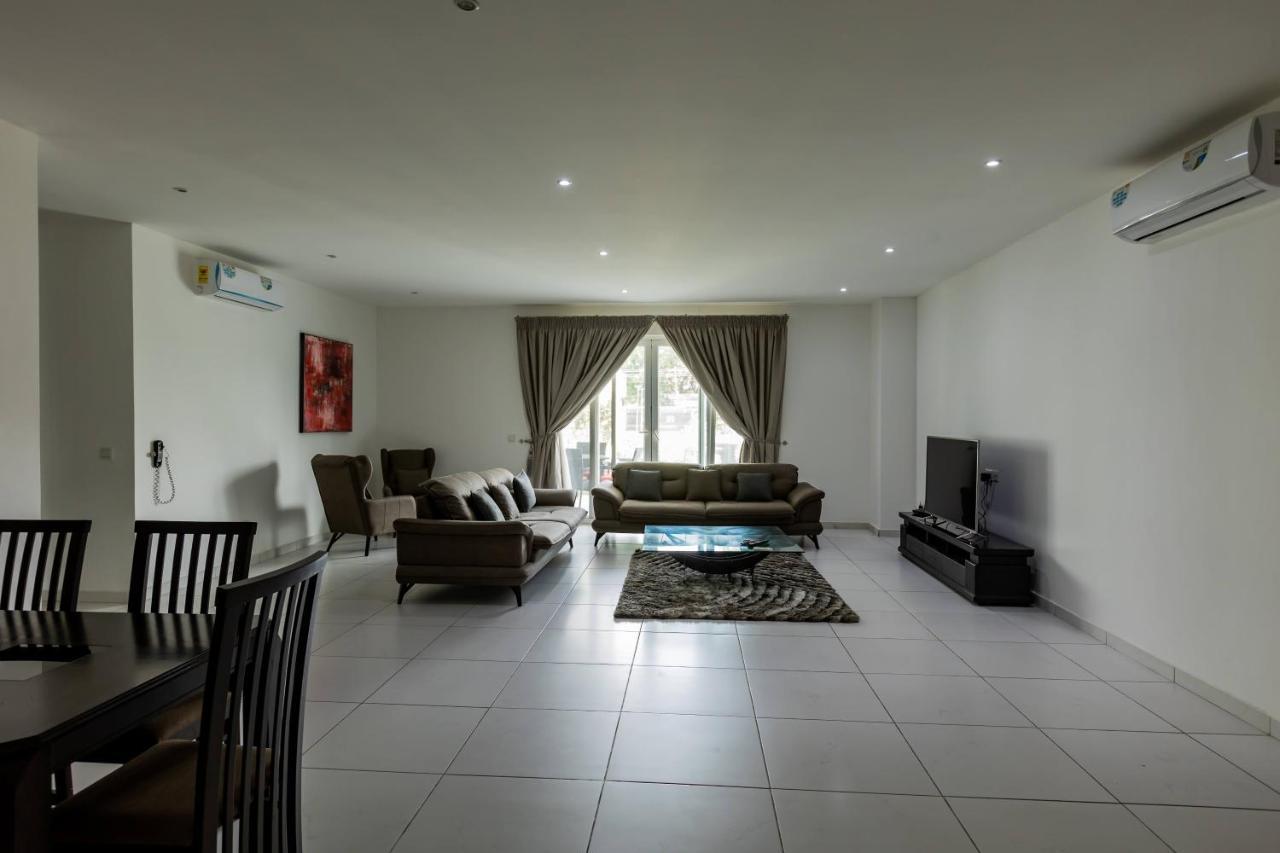Accra Fine Suites - Henrietta'S Residences Exterior foto