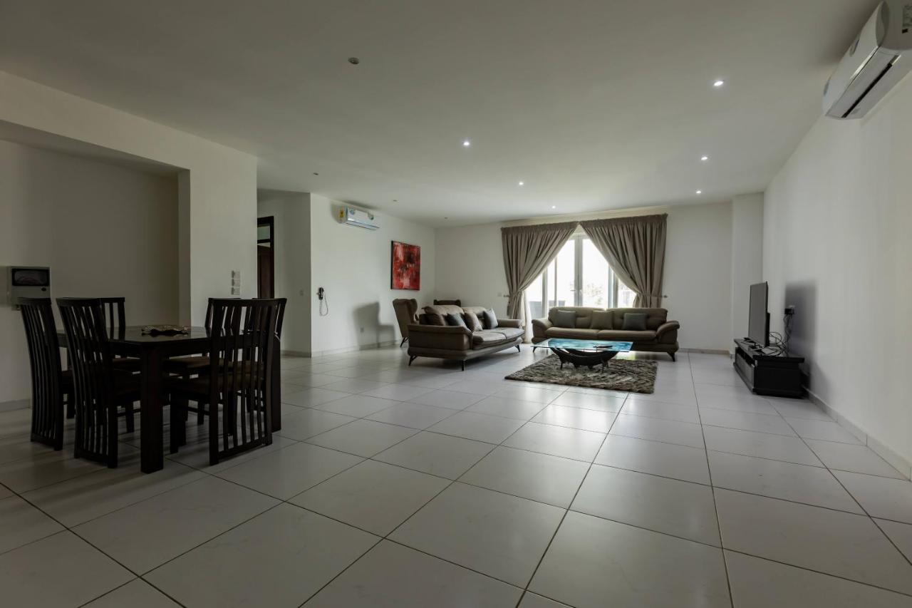 Accra Fine Suites - Henrietta'S Residences Exterior foto