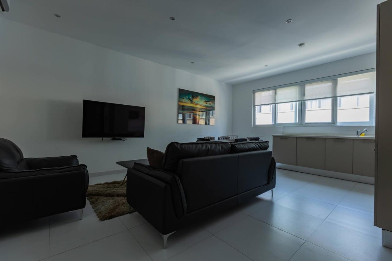 Accra Fine Suites - Henrietta'S Residences Exterior foto