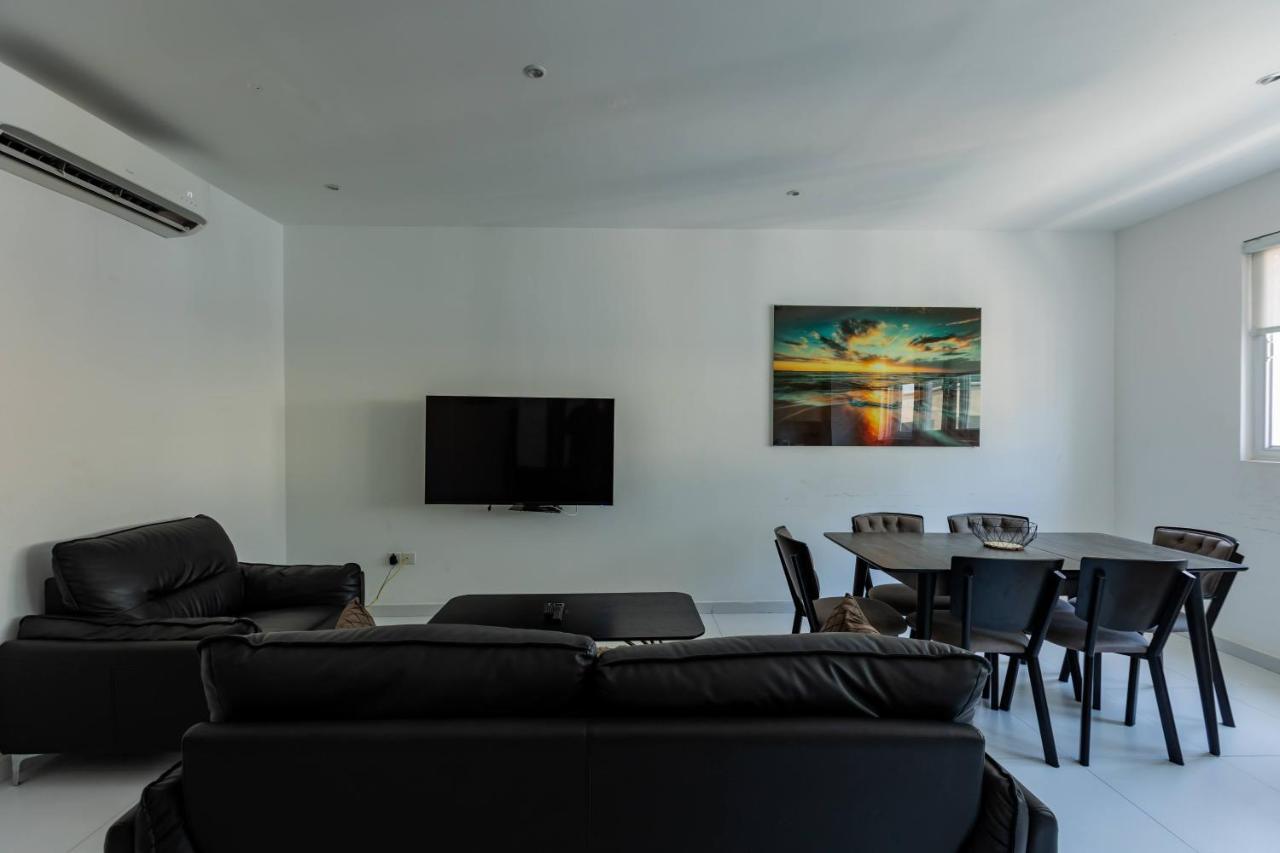 Accra Fine Suites - Henrietta'S Residences Exterior foto